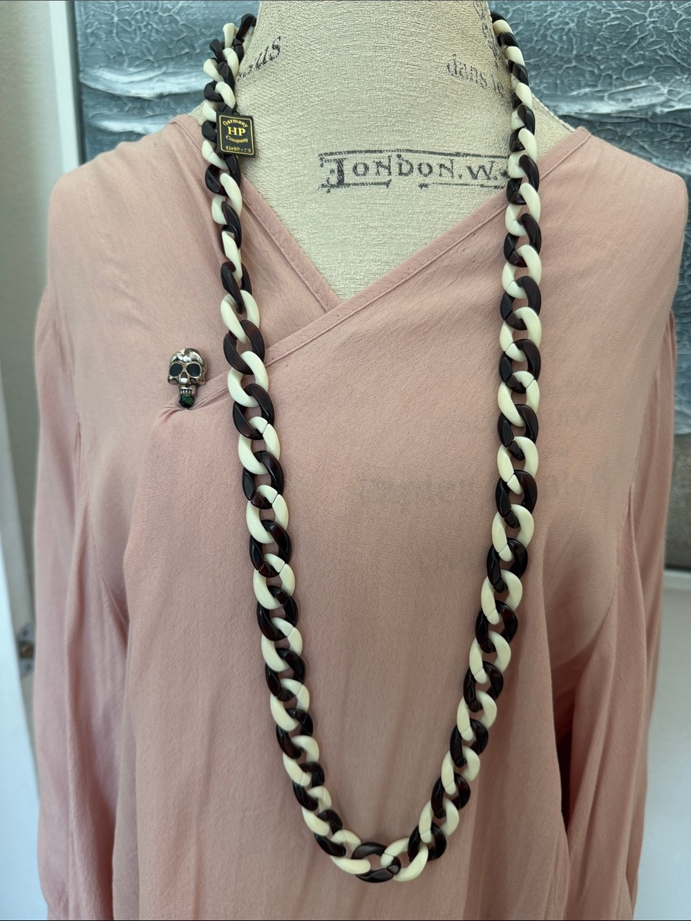 HP Two-Tone Chain Necklace Chunky Plastic Long NEW